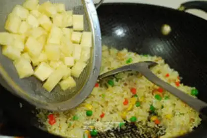 Make Shrimp pineapple step 7