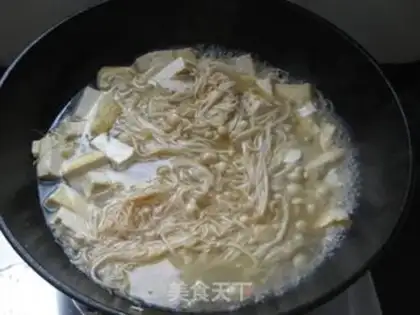 Make Golden mushroom meatball tofu step 3