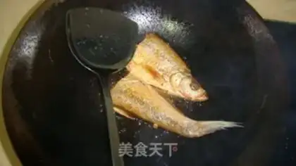 Make Red-hot fish step 2