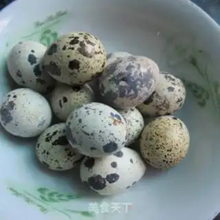Make Chicken wing fried eggs step 1