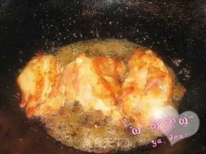 Make Red chicken leg rice step 7