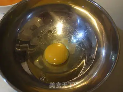 Make Orange juices and dried marfins step 1
