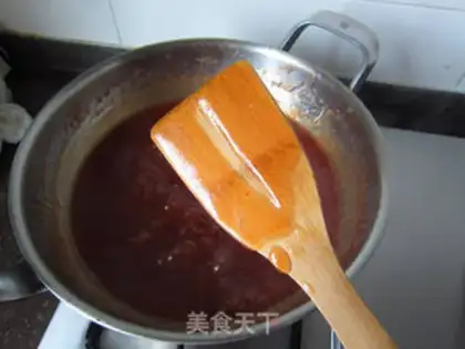 Make ♪ ♪ ♪ ♪ ♪ ♪ ♪ The jam, the cake ♪ step 8