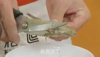 Make Garlic fan shrimp step 0