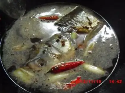 Make Red-burned fish head step 5