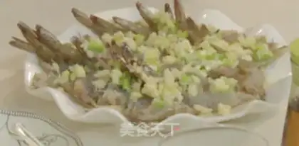 Make Garlic fan shrimp step 4