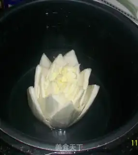 Make Lotus cabbage soup step 6