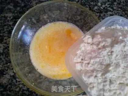 Make The baby grinds his teeth step 3