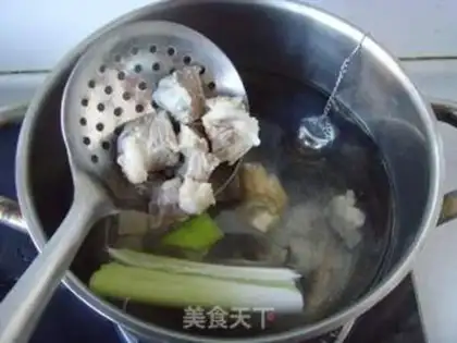 Make Coconut curry beef step 1