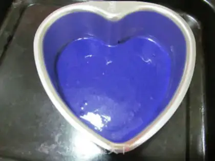 Make Rainbow cake step 4