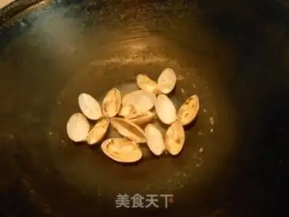 Make Seafood pasta step 4