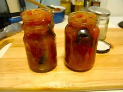 Make Traditional British Christmas pickles step 19