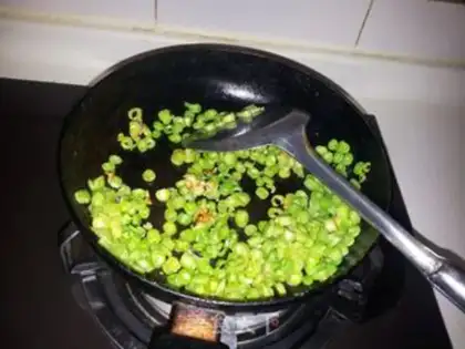 Make Eggs and beans step 3