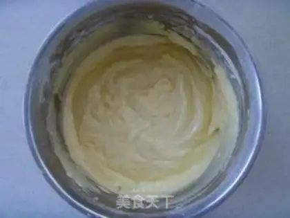 Make Little yolk cookies step 4