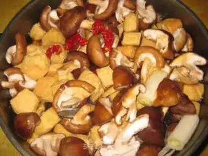 Make Frozen chickens with mushroom beans step 7