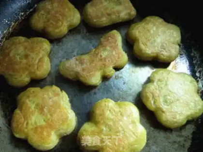 Make Frozen potato cakes step 5