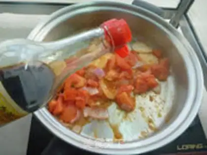 Make Tomato pastry step 4