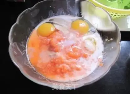 Make Bacon egg rolls step 2