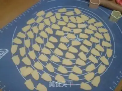 Make Carrot noodles step 3