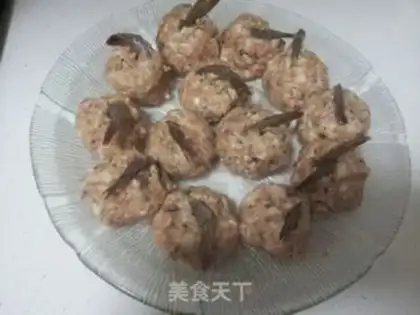 Make Shrimp meatballs step 9