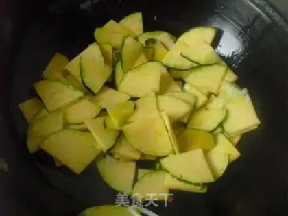 Make Pumpkin step 1