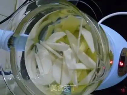 Make Cane pears soup step 2