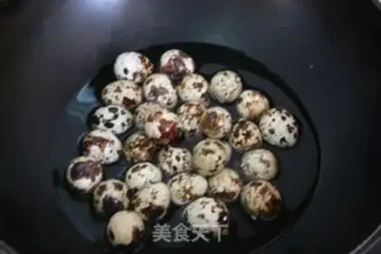 Make Quick decorating quail eggs step 1