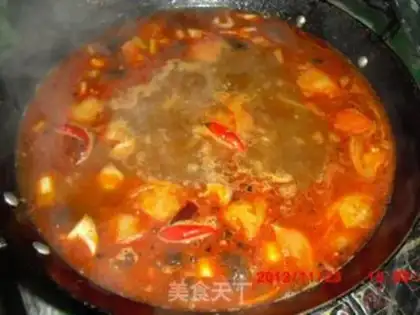 Make Spicy hot pot with red oil step 12