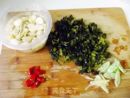Make Scrambled bean paste step 1