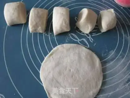 Make Sour sauce and pork buns step 10