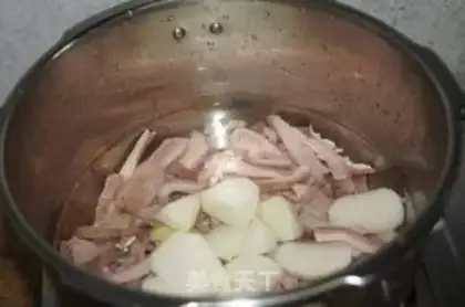 Make Pork soup step 4
