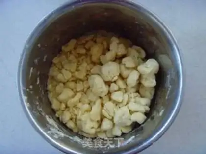 Make Cinnamon apple pie step 1