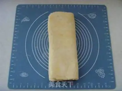 Make Cinnamon apple pie step 4