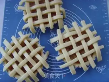 Make Cinnamon apple pie step 13