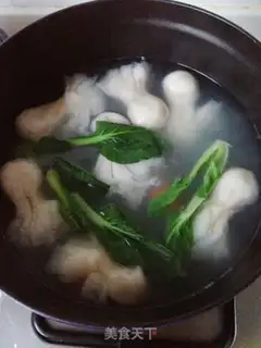 Make Chicken soup, shrimp dumplings step 10