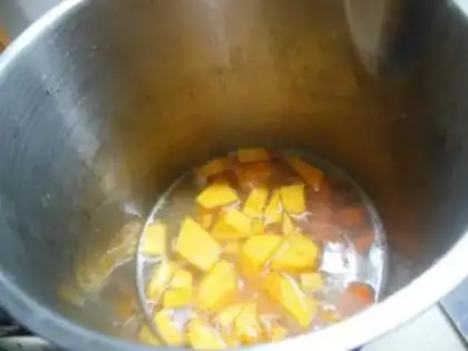 Make Frozen gold bars step 15