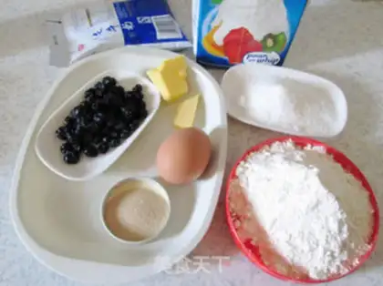 Make Blueberry dry toast, Hokkaido step 0