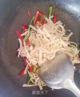 Make Green peppers of fried meat step 6