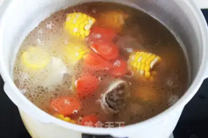 Make Carrot cornbone soup step 5