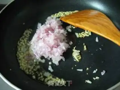 Make Italian pizza sauce step 1