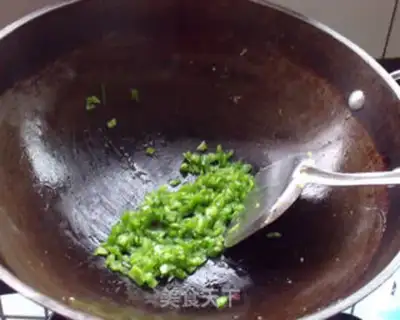 Make Curry, curry, egg and rice step 5