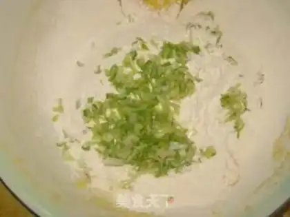 Make Onion cookies step 3