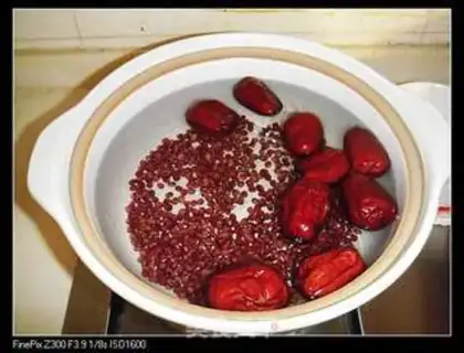 Make Four red soups step 1