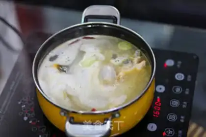 Make A hot fish pot step 4