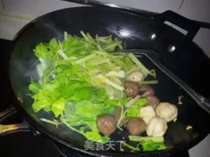 Make Double-ball fried celery step 4