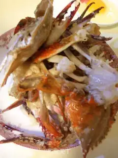 Make Scrambleded crabs step 1