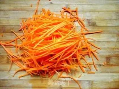 Make Carrot omelet step 1