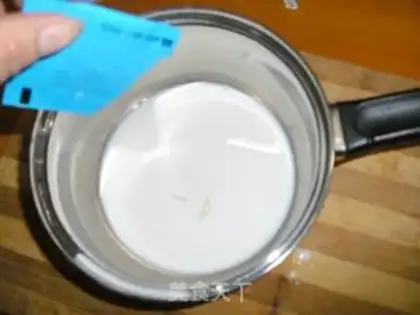 Make Yogurt and fruit step 2