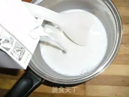 Make Yogurt and fruit step 3