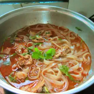 Make A fan old duck soup step 9